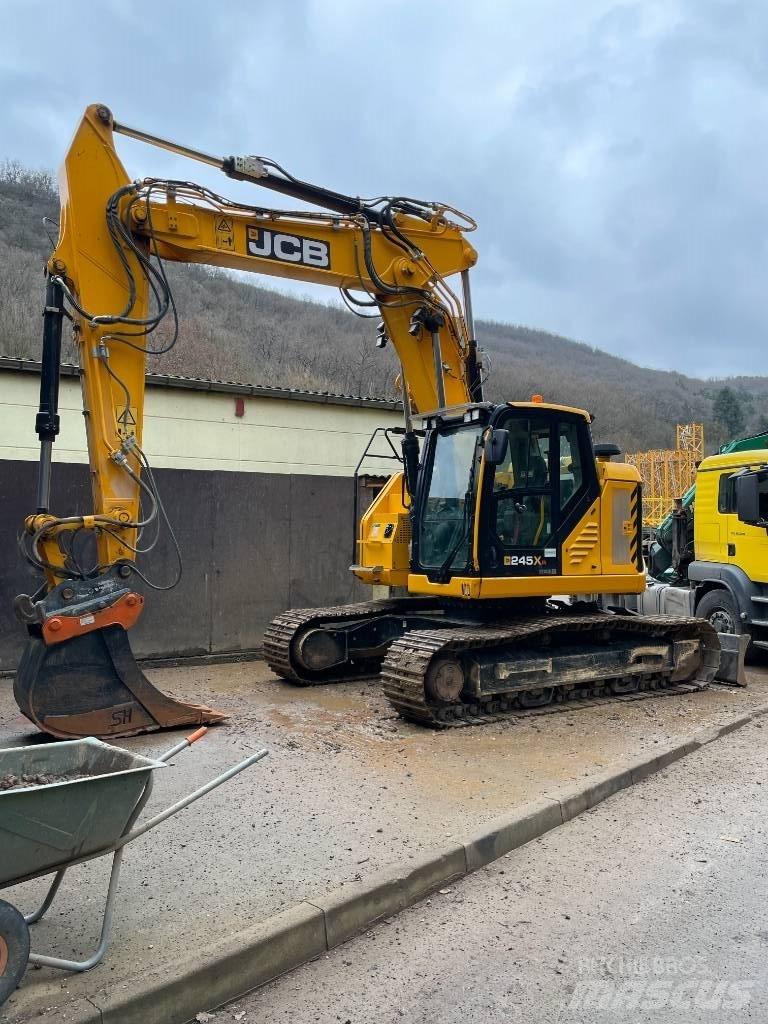 JCB 245 XR حفارات زحافة