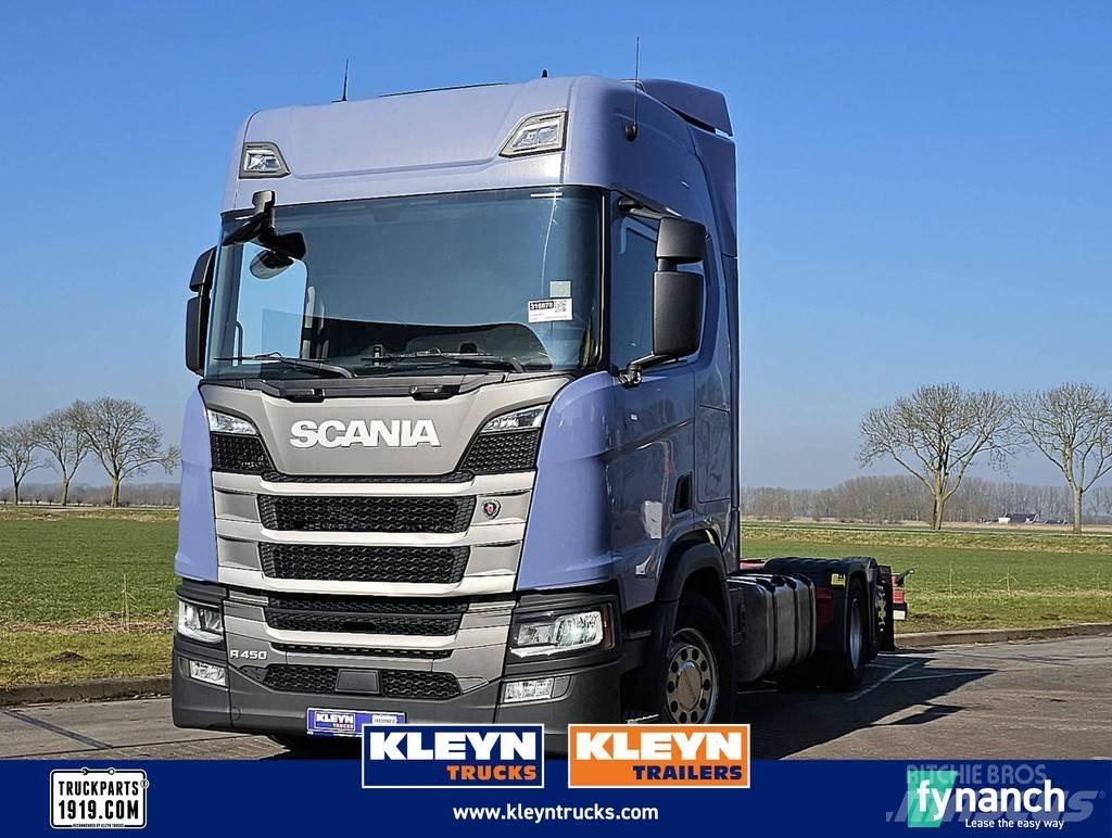 Scania R450 شاحنات بمقصورة وهيكل