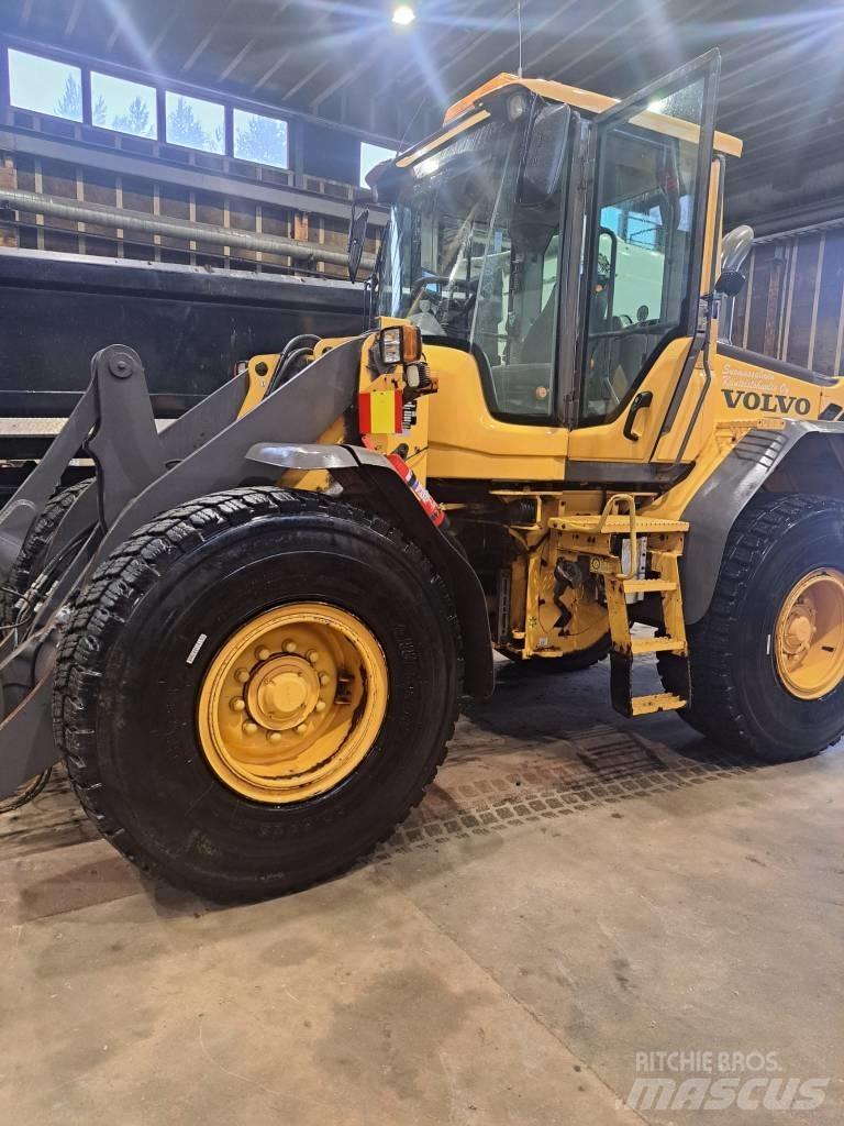 Volvo L 60 F لوادر بعجل