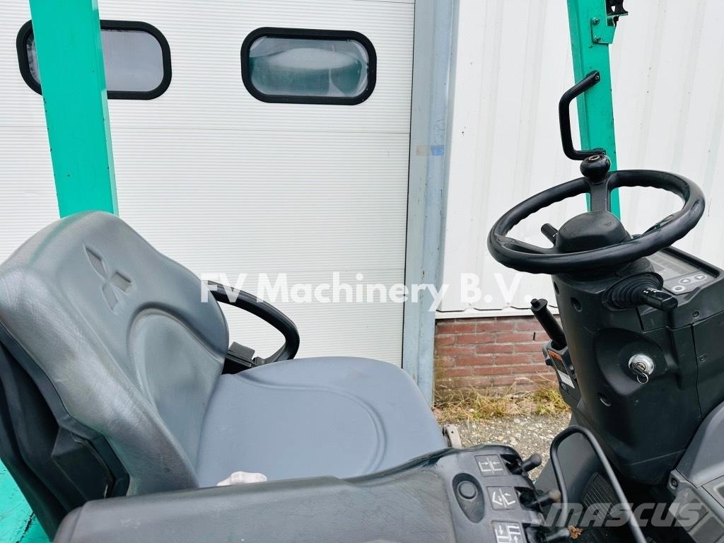 Mitsubishi FG 20 NT شاحنات LPG
