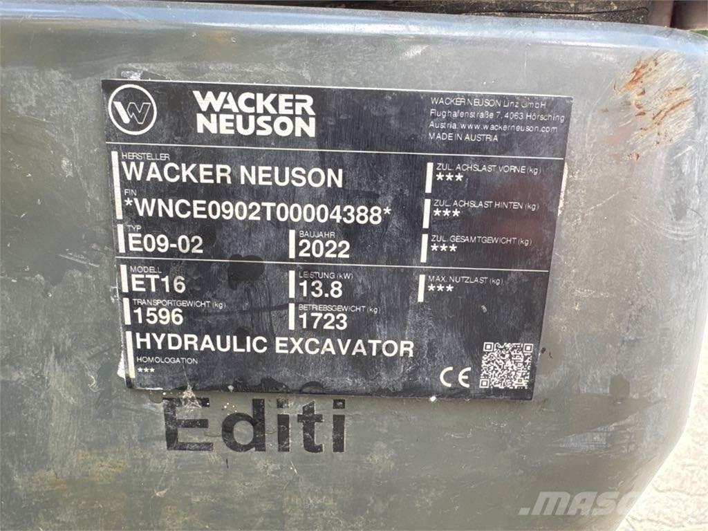 Wacker Neuson ET16 حفارات زحافة