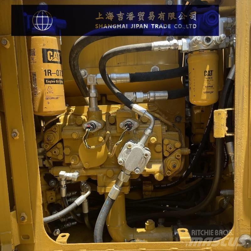 CAT 312 D حفارات زحافة