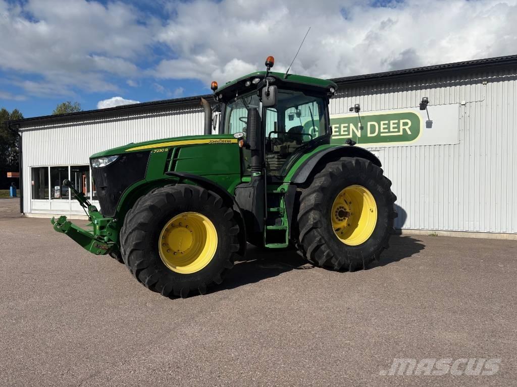 John Deere 7230 R الجرارات