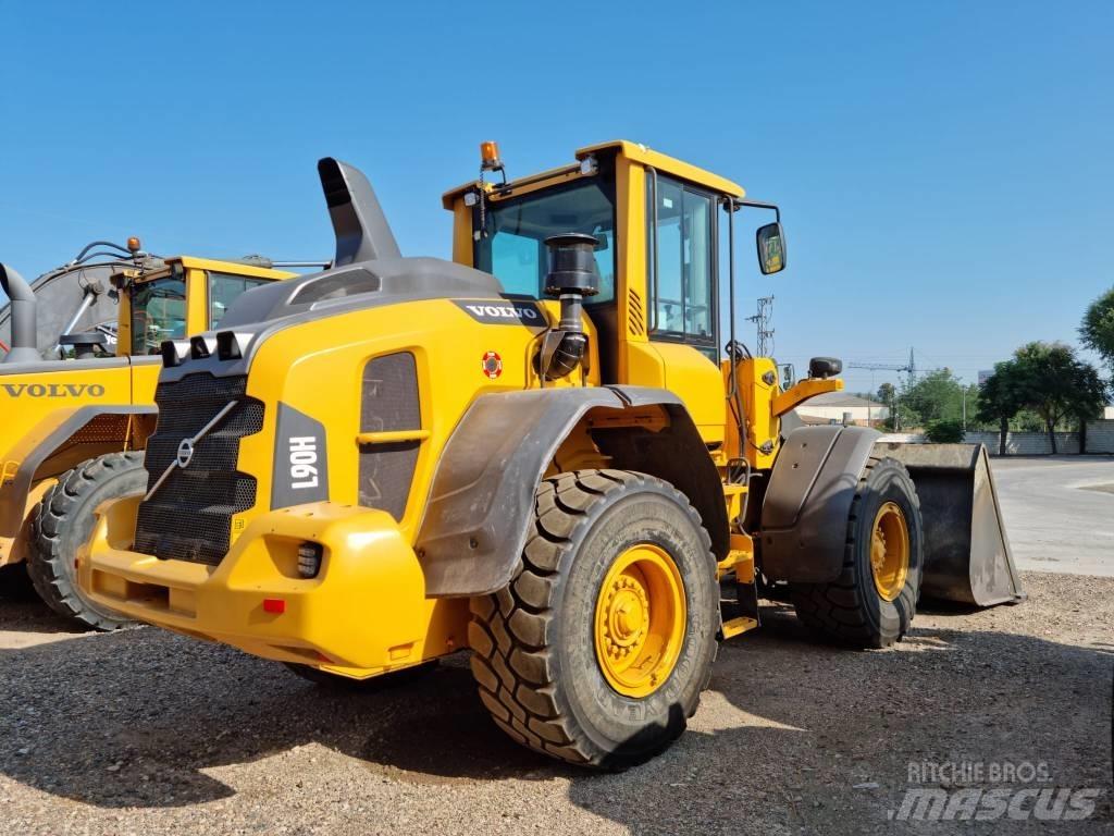 Volvo L 90 H لوادر بعجل