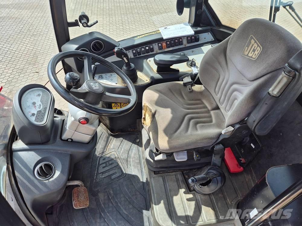 JCB 409 لوادر بعجل