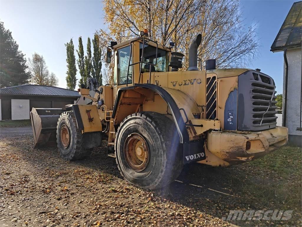 Volvo L180E لوادر بعجل