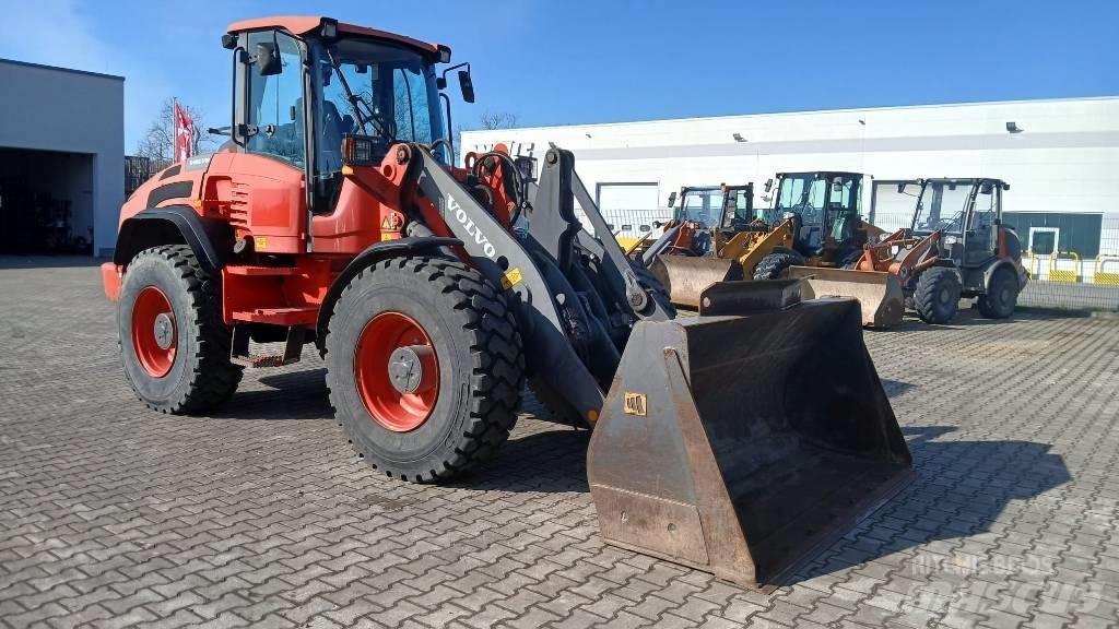 Volvo L 50 G لوادر بعجل