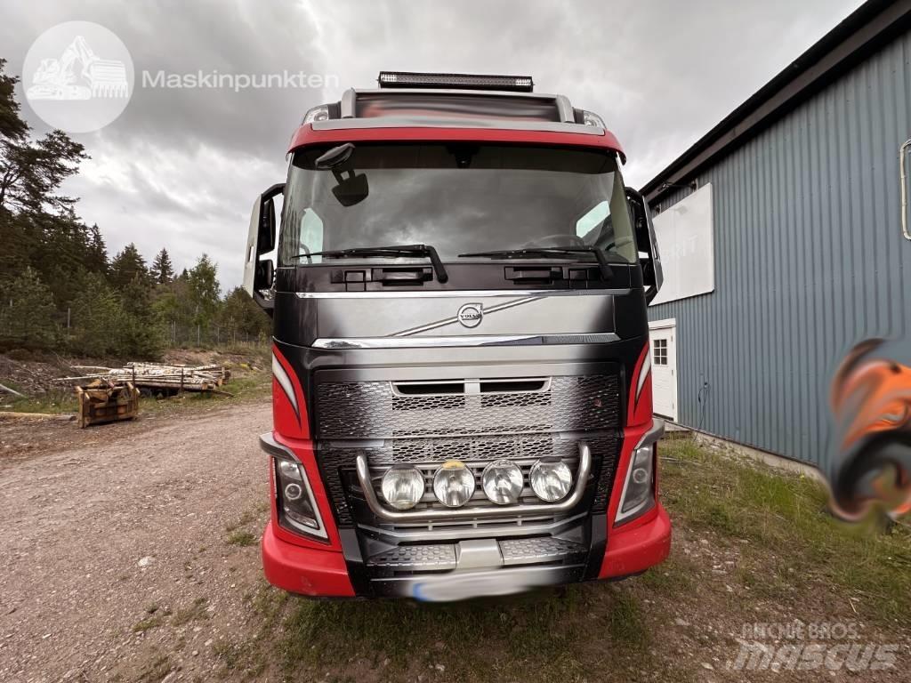 Volvo FH 16 750 شاحنات أشجار