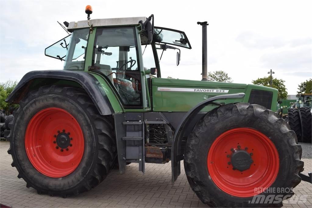 Fendt Favorit 822 الجرارات