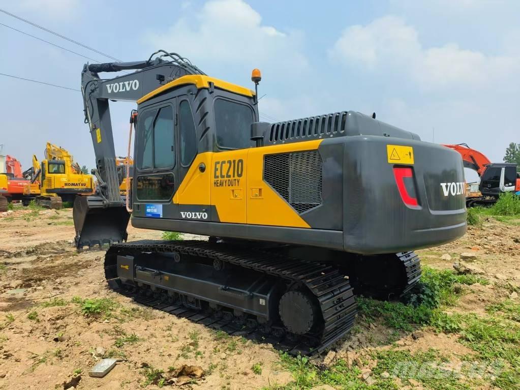 Volvo EC 210 حفارات زحافة