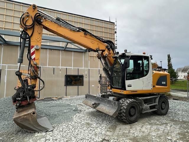 Liebherr A 916 حفارات بعجل