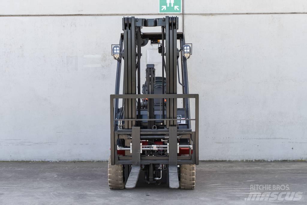 Manitou ME 320 شاحنات ذات رافعات شوكية تعمل بالكهرباء