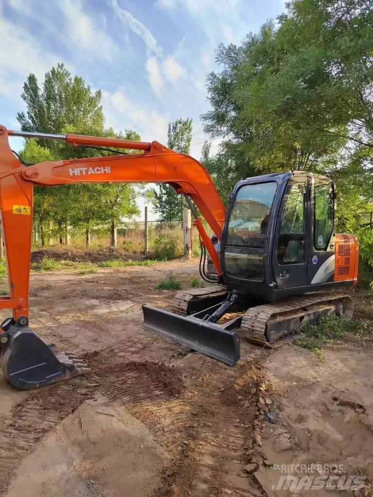 Hitachi ZAXIS60-5G حفارات زحافة