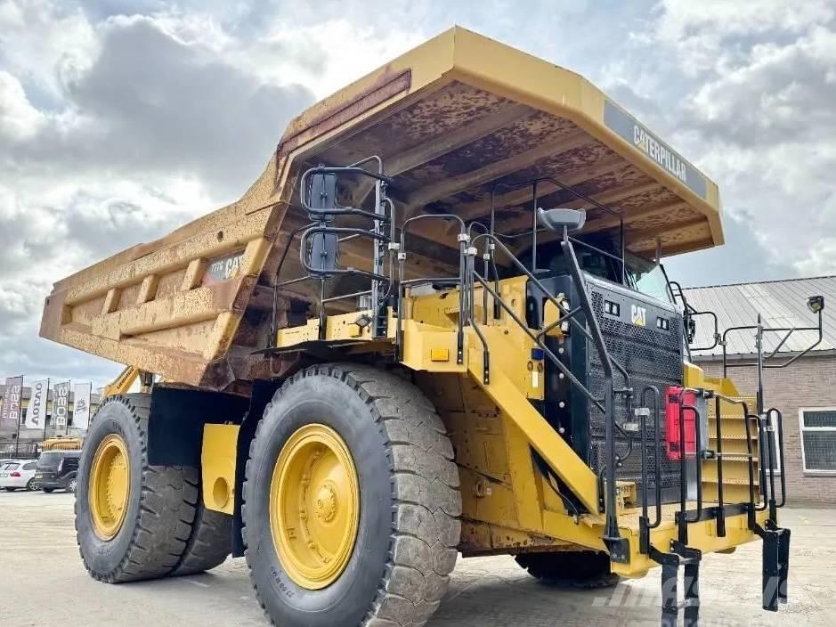 CAT 777 G ساحبات مفصلية