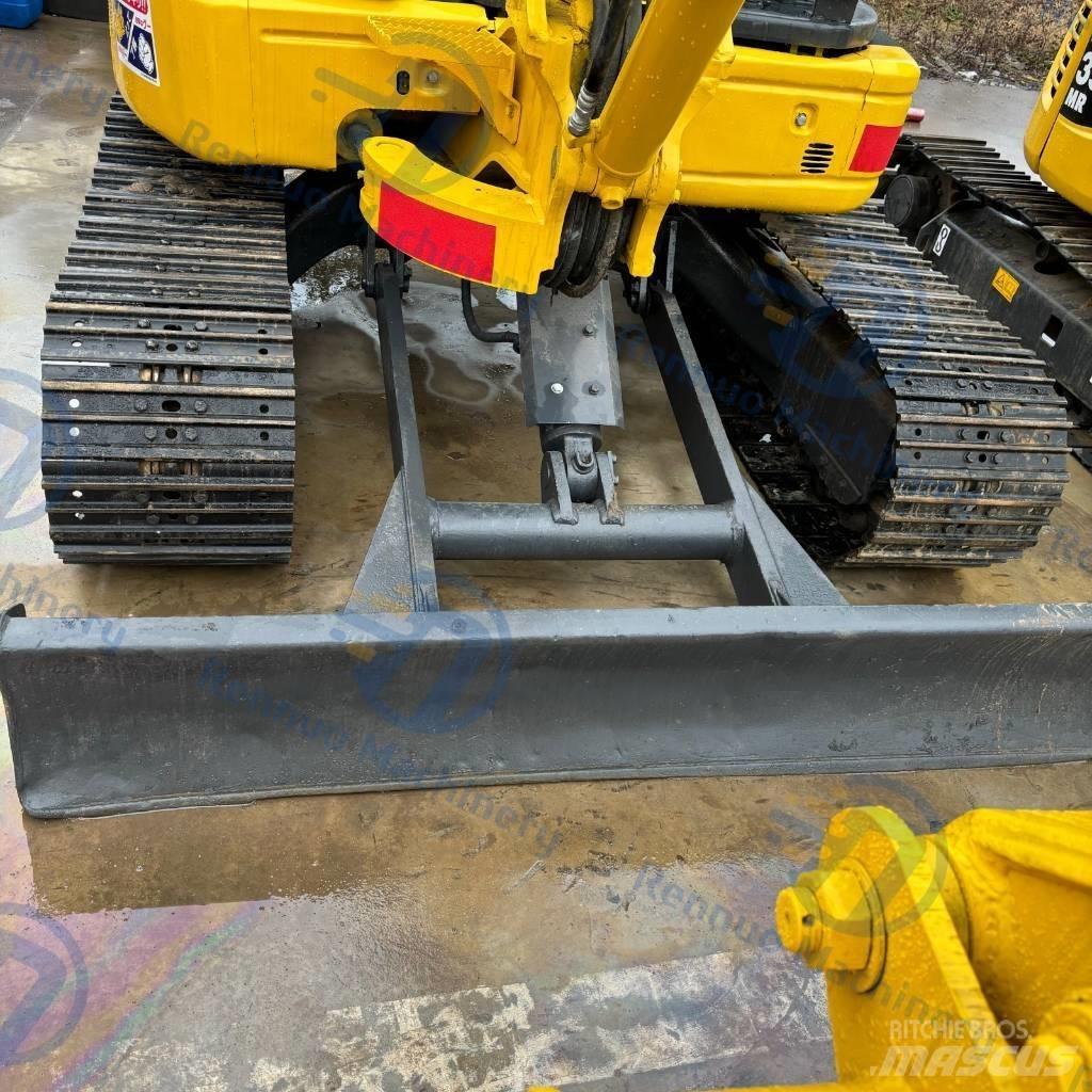 Komatsu PC 40 MR حفارات صغيرة أقل من 7 طن (حفارات صغيرة)
