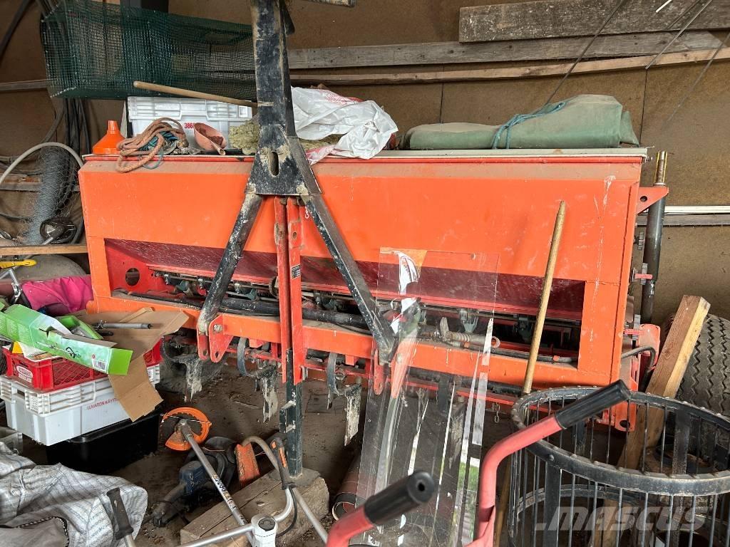 Tume HKL2500 مثاقيب مدمجة
