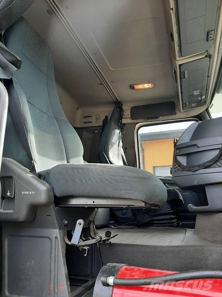 Volvo FH 13 شاحنات الحاويات