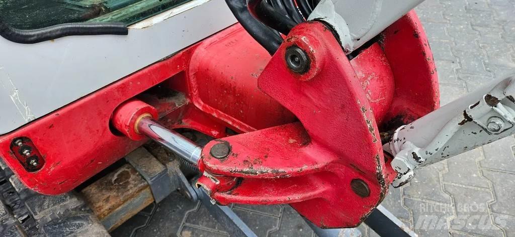 Takeuchi TB016 حفارات صغيرة أقل من 7 طن (حفارات صغيرة)