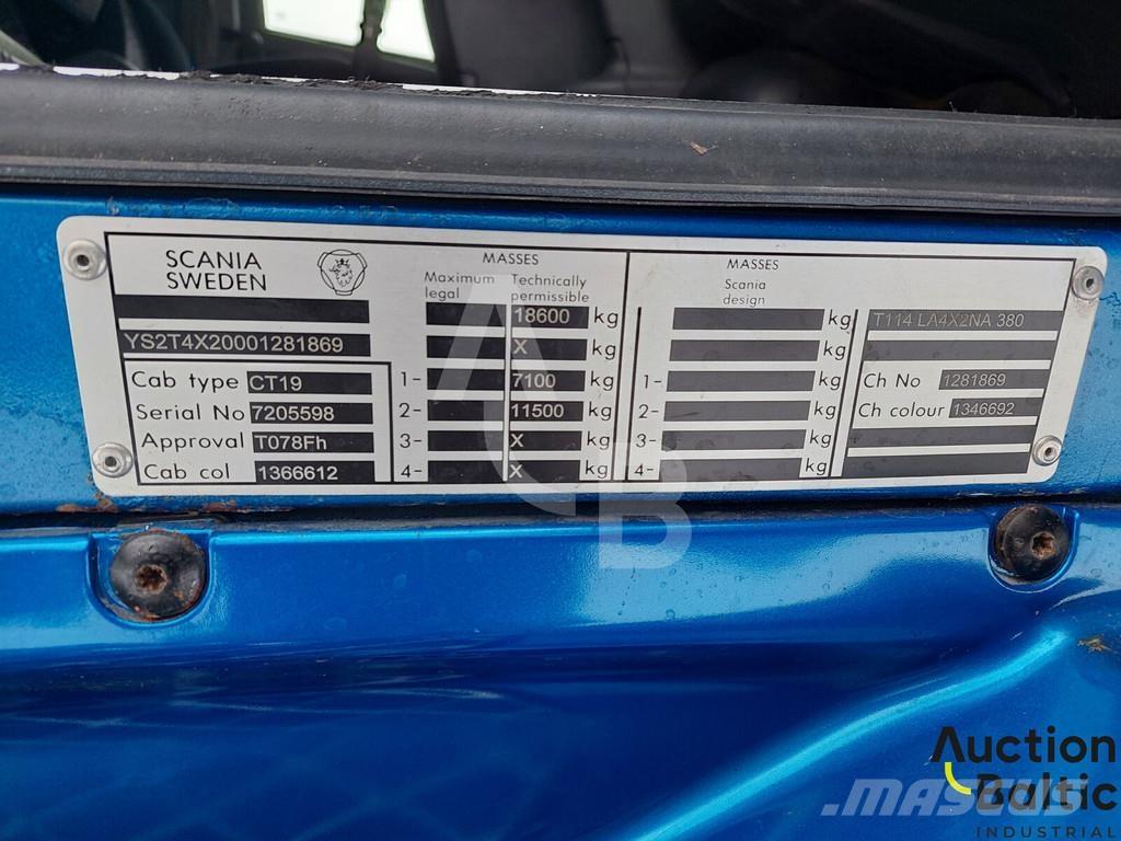 Scania T 114 LA وحدات الجر