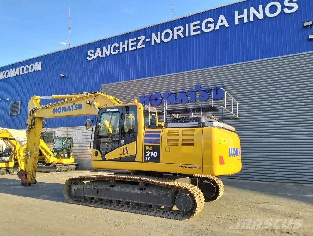 Komatsu PC 210 LC-11 حفارات زحافة