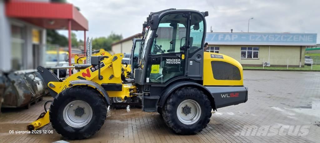 Wacker Neuson WL 52 لوادر بعجل