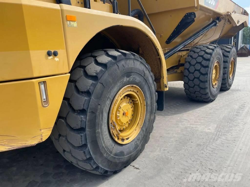 CAT 735C ساحبات مفصلية