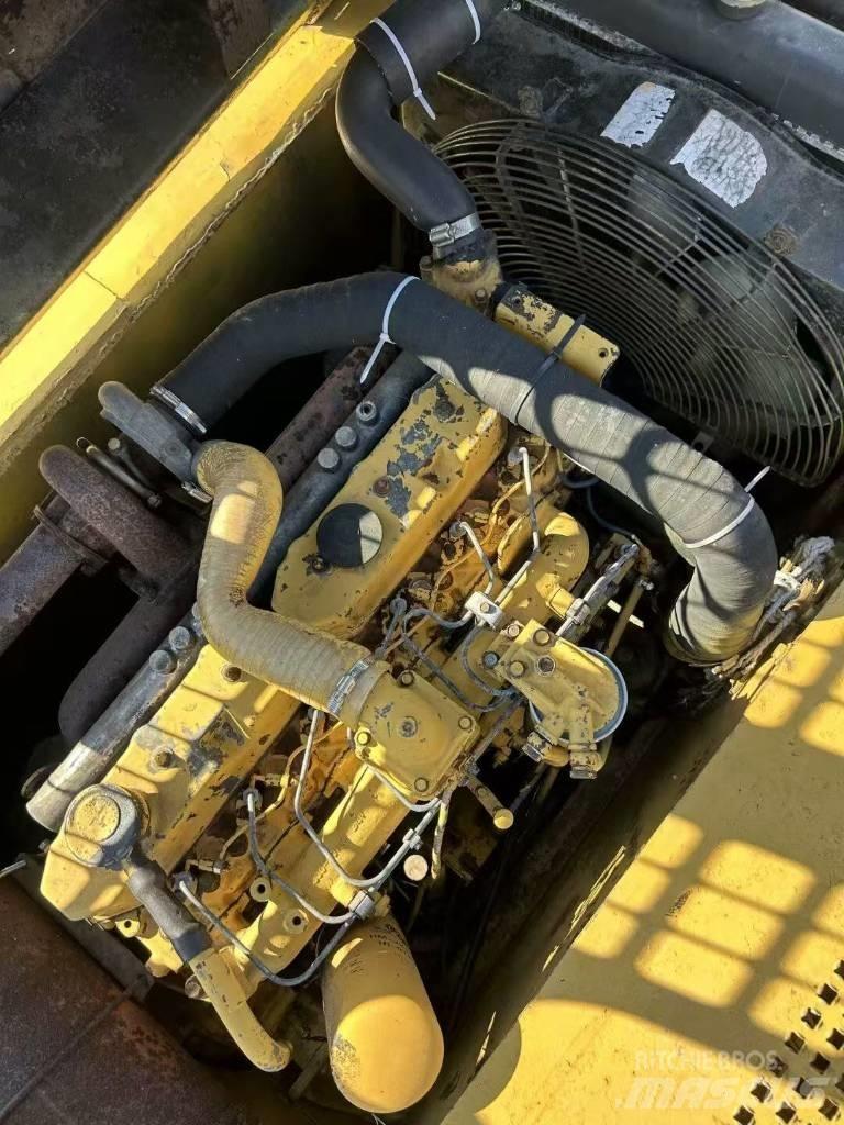 CAT 320 B L حفارات زحافة