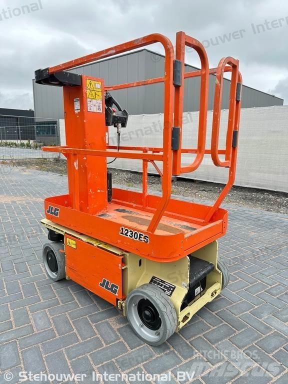JLG 1230ES 1230 ES رافعات ومنصات أخرى