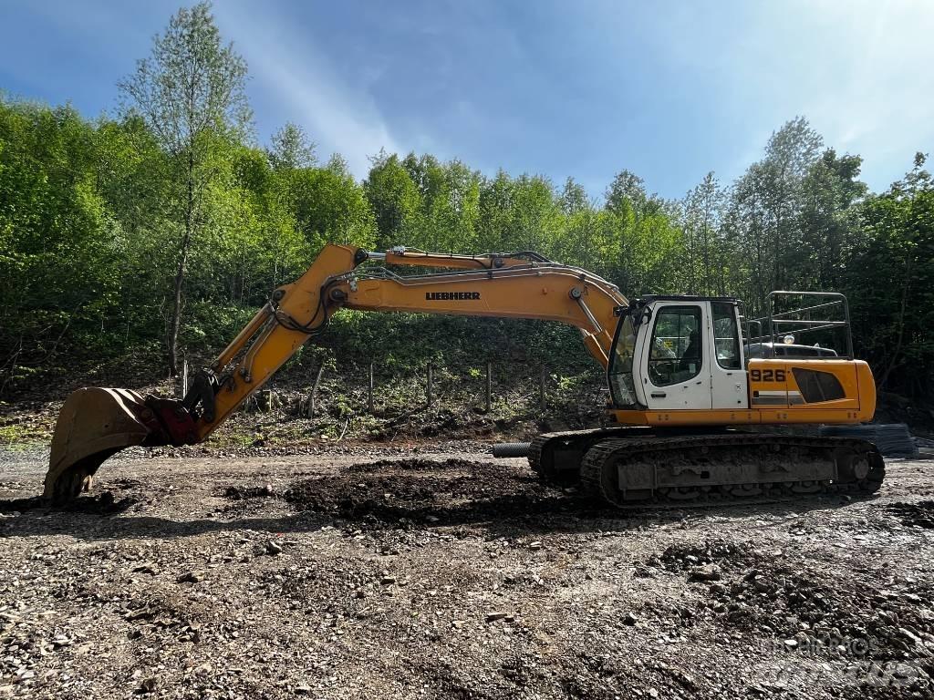 Liebherr R 926 LC حفارات زحافة