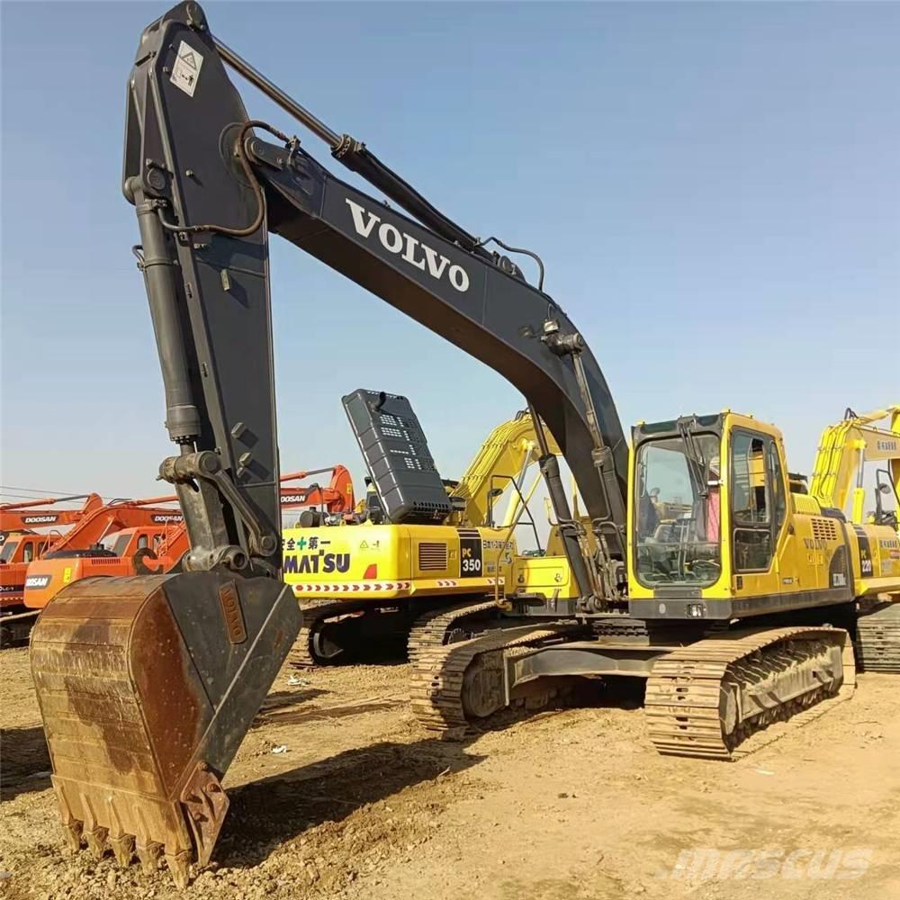 Volvo EC210B حفارات زحافة