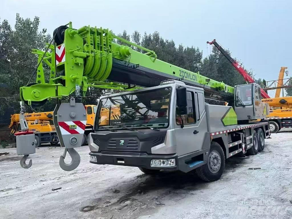 Zoomlion ZTC 250 A رافعات صالحة لكل أنواع الطرق
