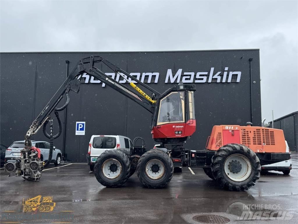 Valmet 911.3 حصادات