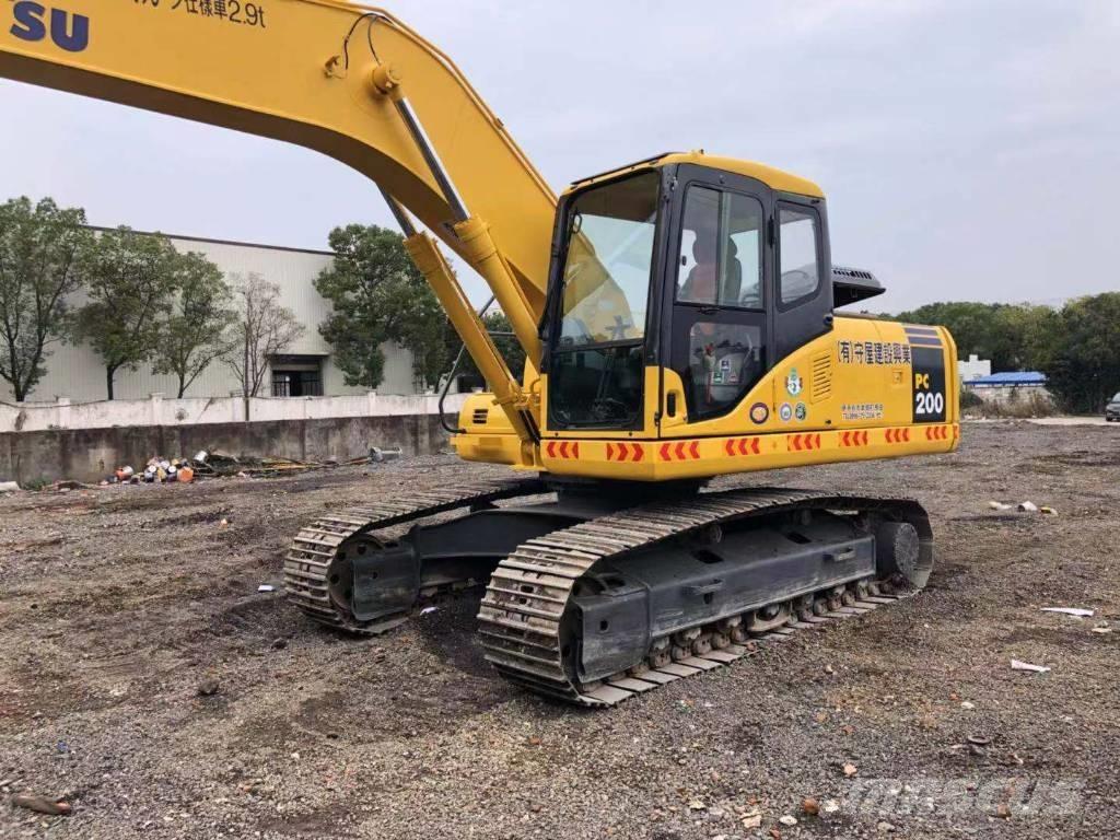 Komatsu pc200-7 حفارات زحافة
