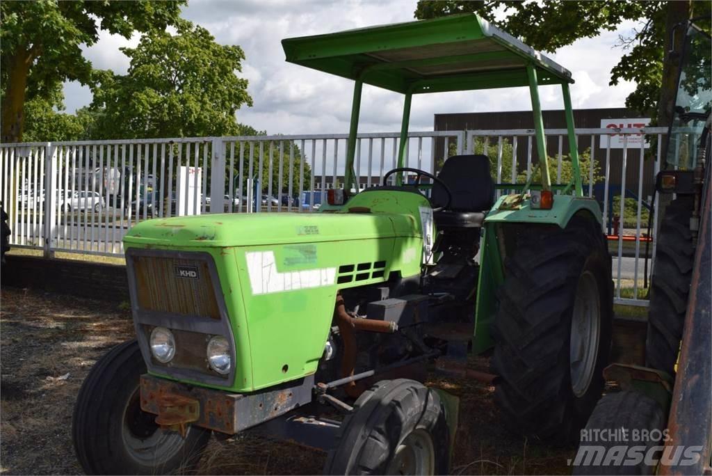 Deutz-Fahr D4507 الجرارات