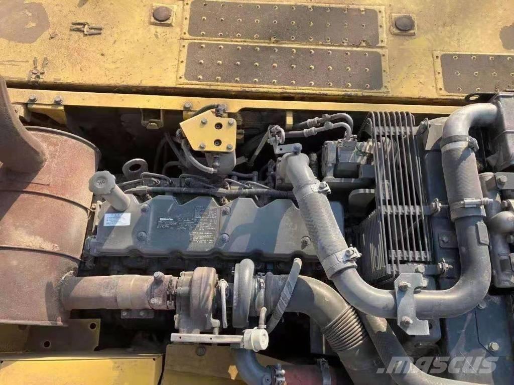 Komatsu pc220-8 حفارات زحافة