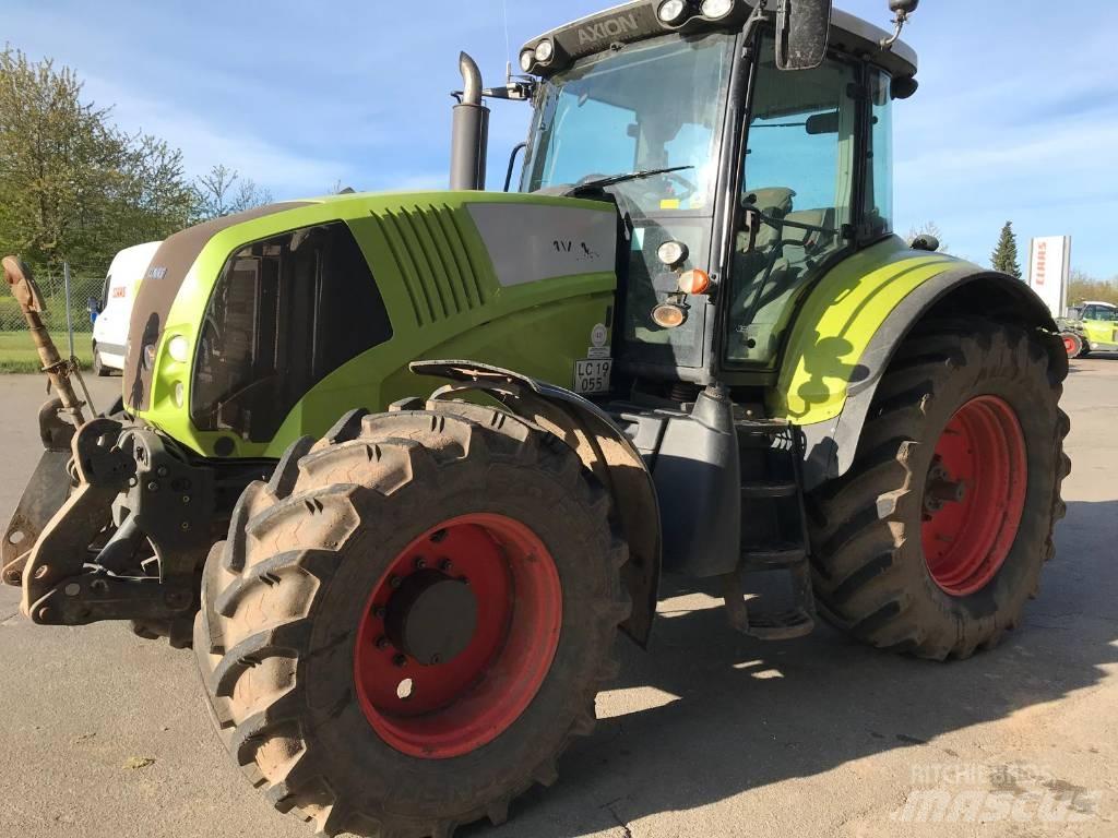 CLAAS AXION 810 الجرارات