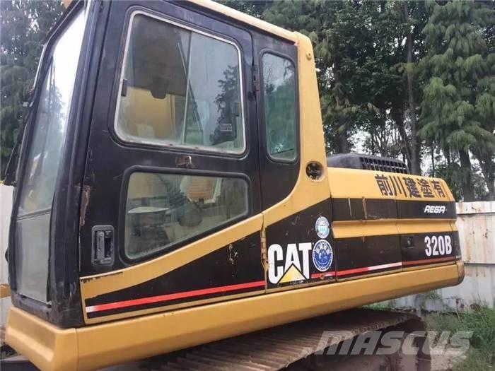 CAT 320 B حفارات زحافة
