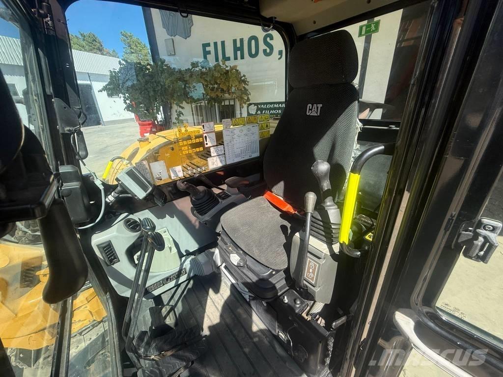 CAT 308 E 2 CR حفارات وسط 7 طن - 12 طن