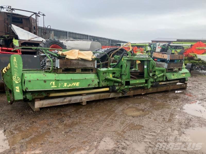 Krone BIG X 650 علافات ذاتية الدفع