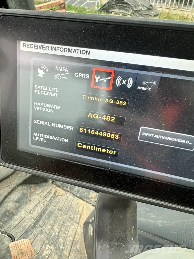 Valtra T 234 V الجرارات