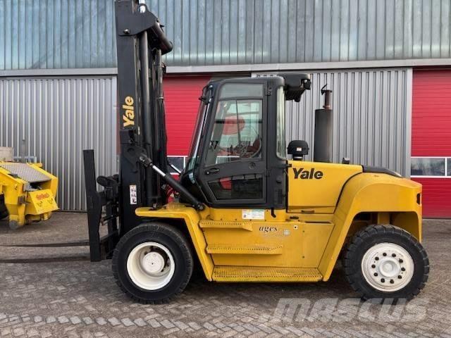Yale GDP 120 DC شاحنات الديزل