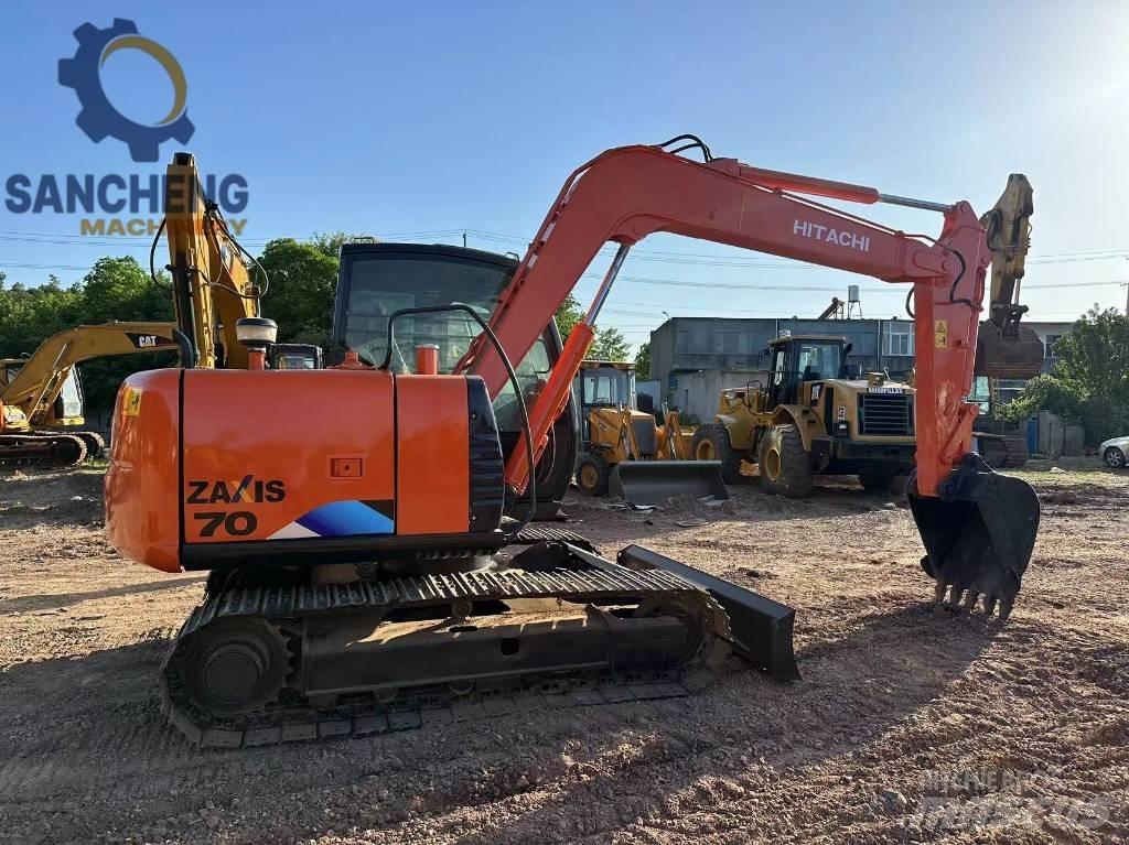 Hitachi ZX 70 حفارات وسط 7 طن - 12 طن