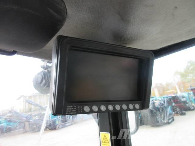 CAT 914 M لوادر بعجل