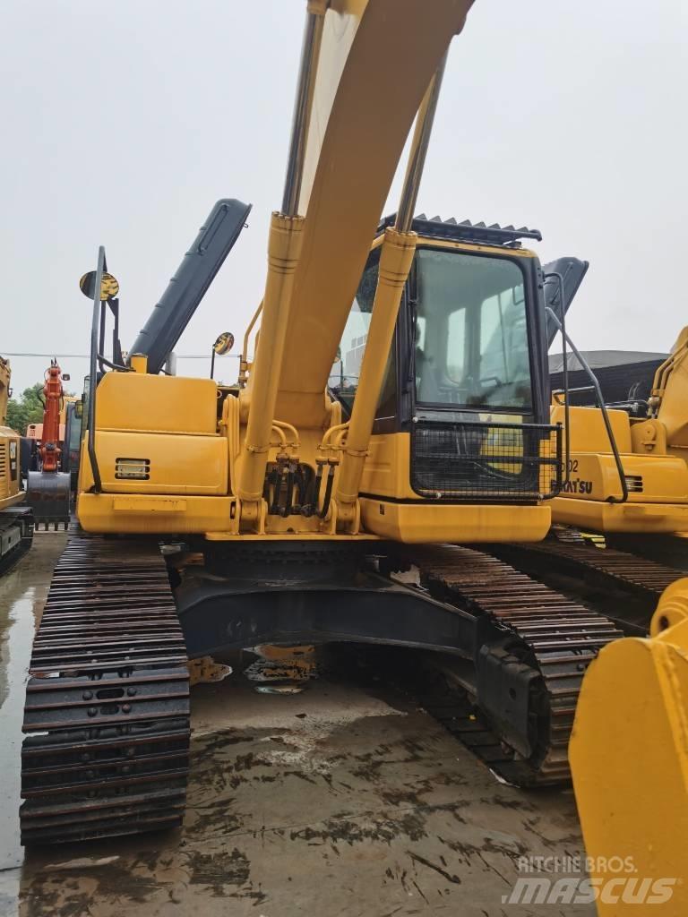 Komatsu PC 200-8 حفارات زحافة