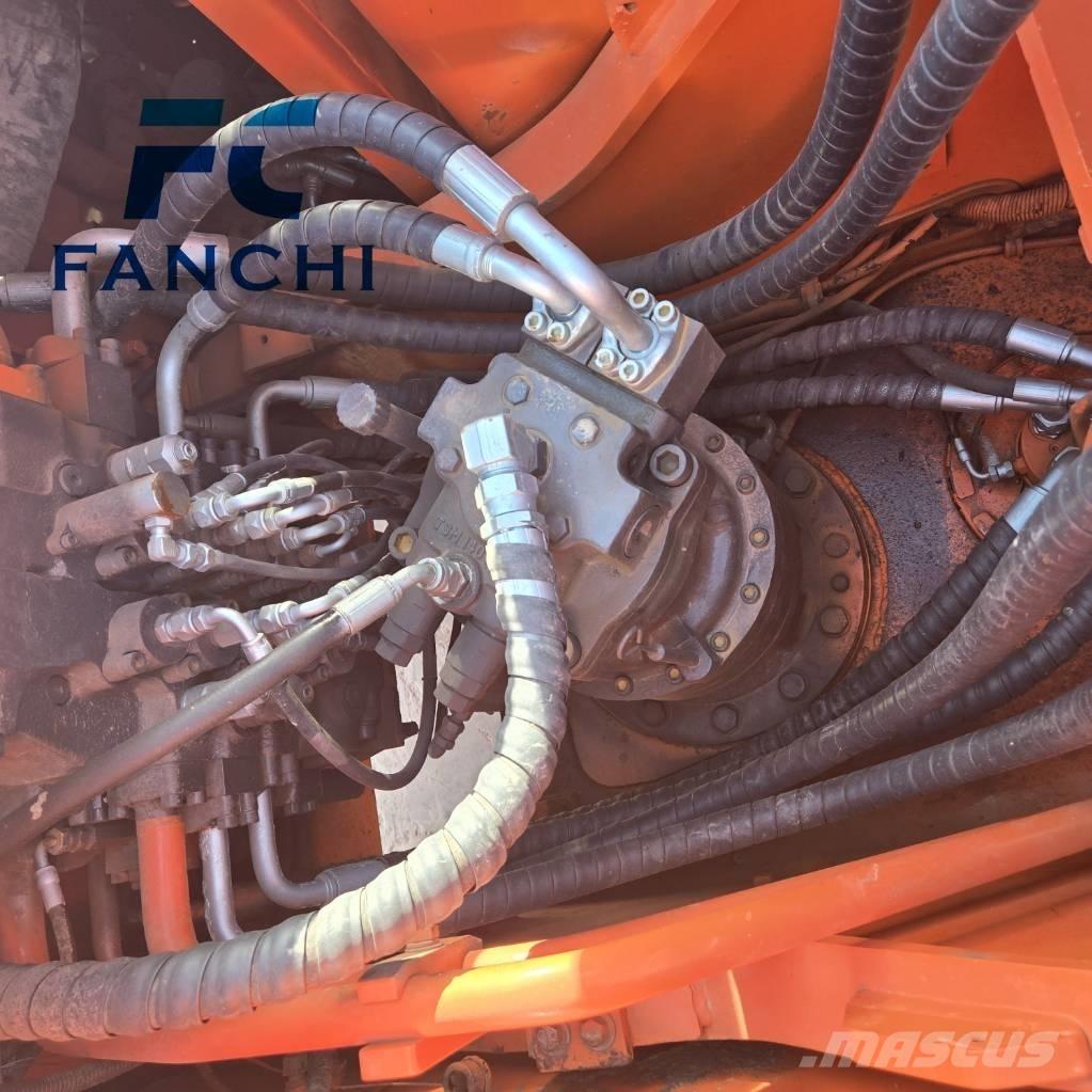Doosan DX 225 LC حفارات زحافة