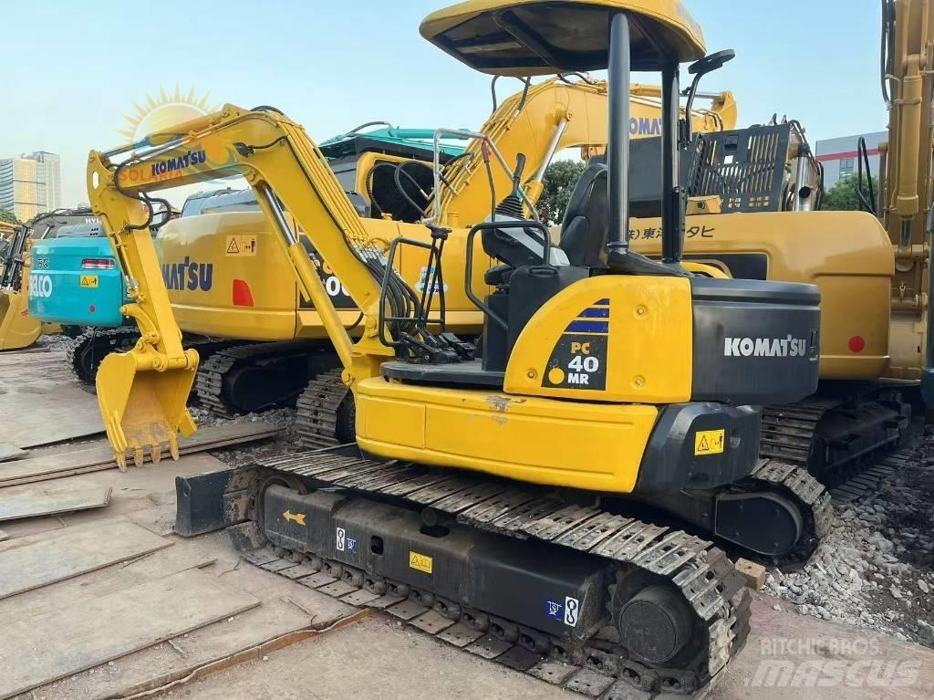 Komatsu PC 40 MR حفارات صغيرة أقل من 7 طن (حفارات صغيرة)