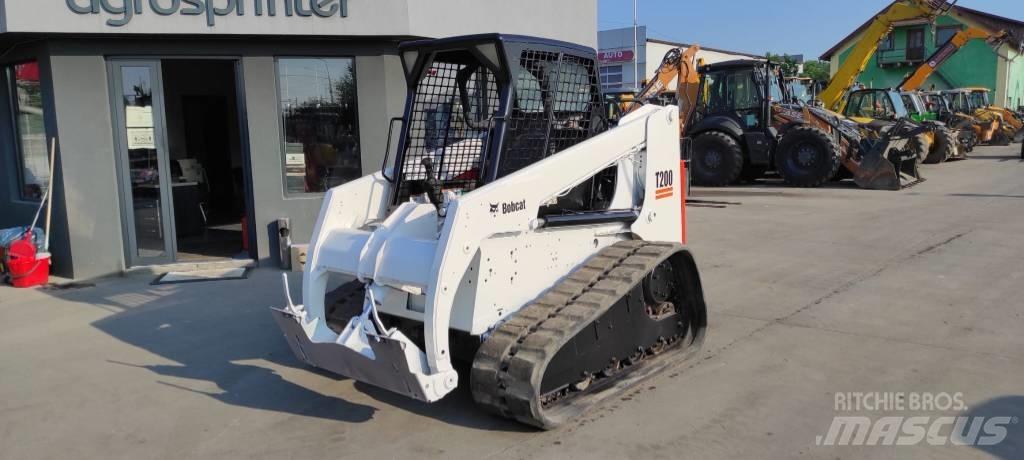 Bobcat T 200 لوادر انزلاقية التوجيه