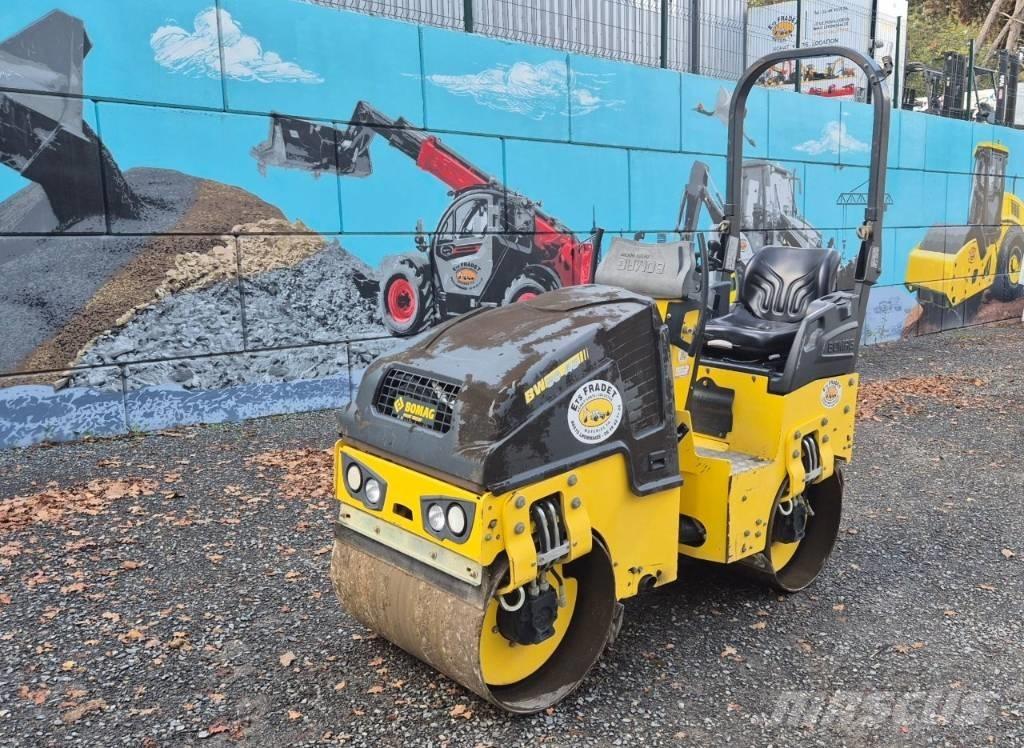 Bomag BW 80 AD-5 مداحل ثنائية الاسطوانة