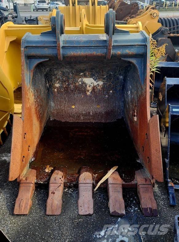 Hyundai 220 دلاء