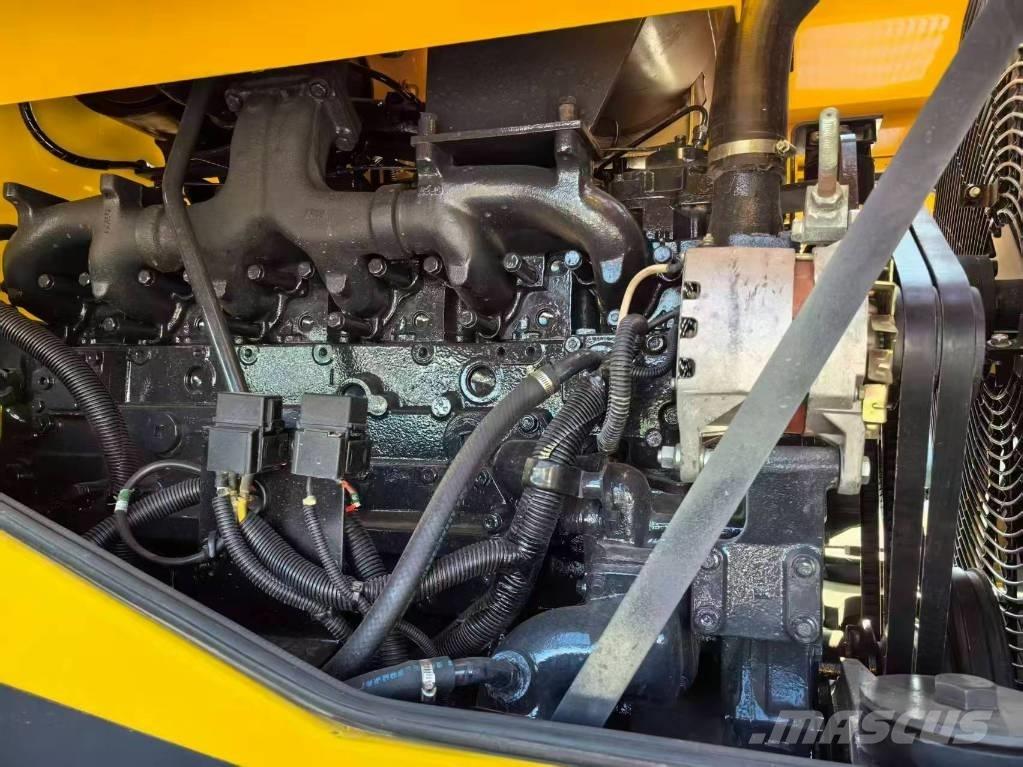 Komatsu WA 470 لوادر بعجل
